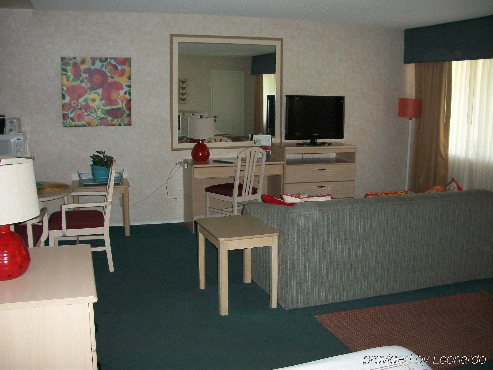 The At Deep Canyon Hotel Palm Desert