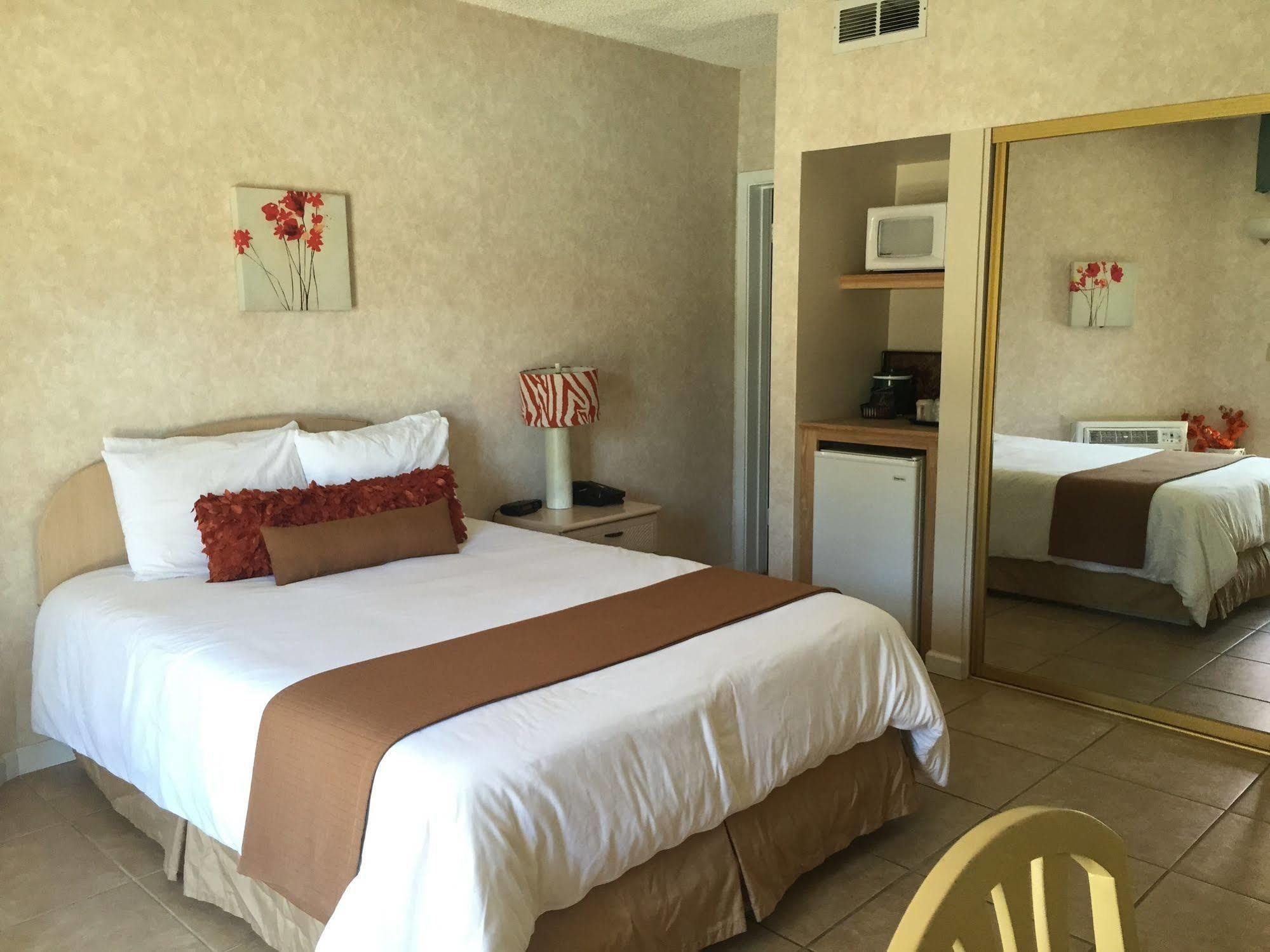 Hotel The At Deep Canyon Palm Desert
